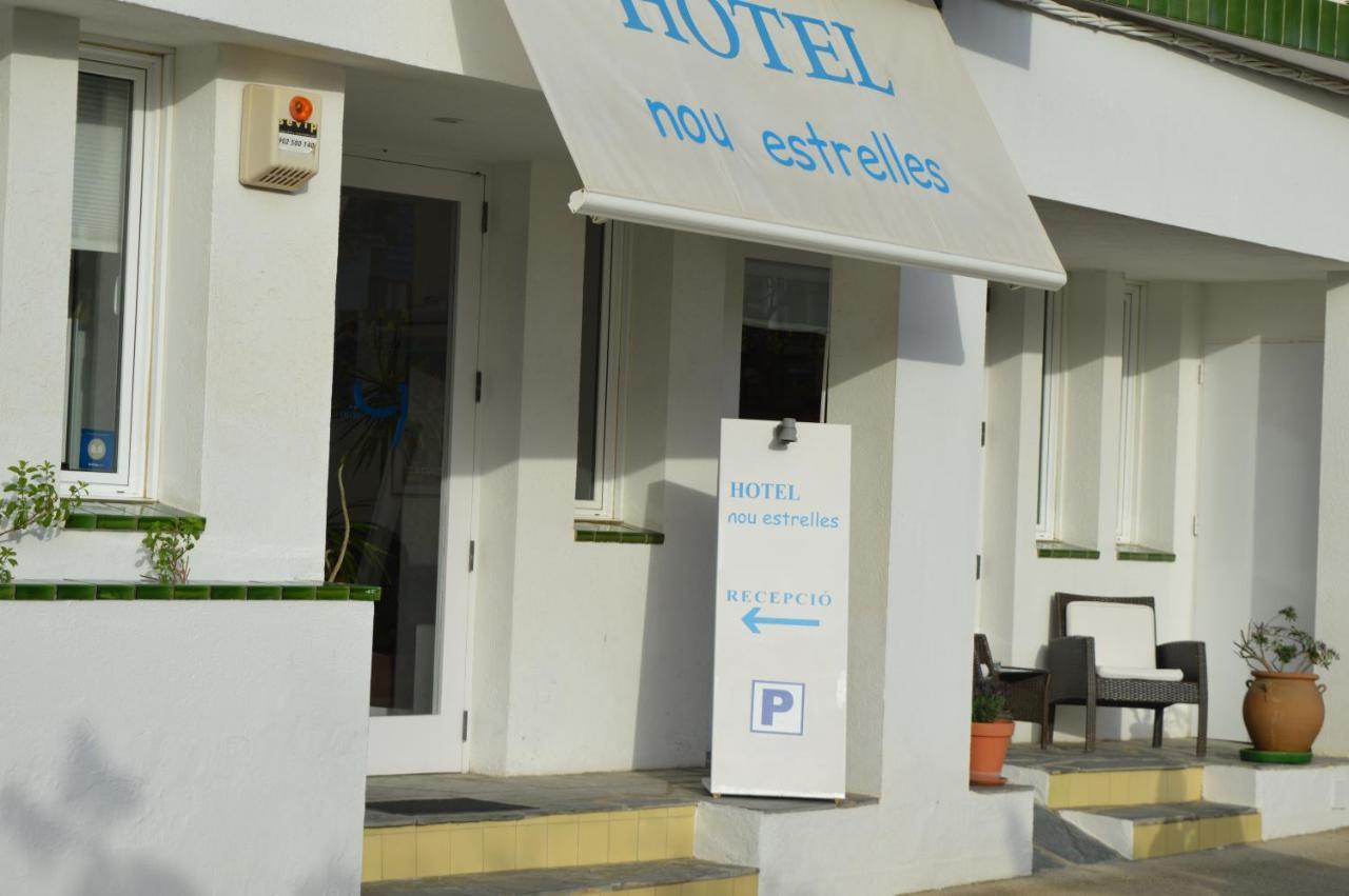 Hotel Nou Estrelles กาดาเกส ภายนอก รูปภาพ